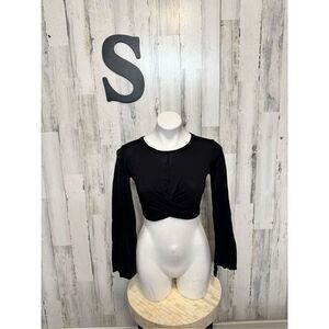 Black crop top